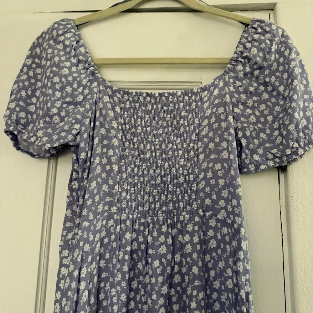 & OTHER STORIES Floral Print Puff Sleeve Midi Dress In Blue W White flowers - Picture 6 of 7